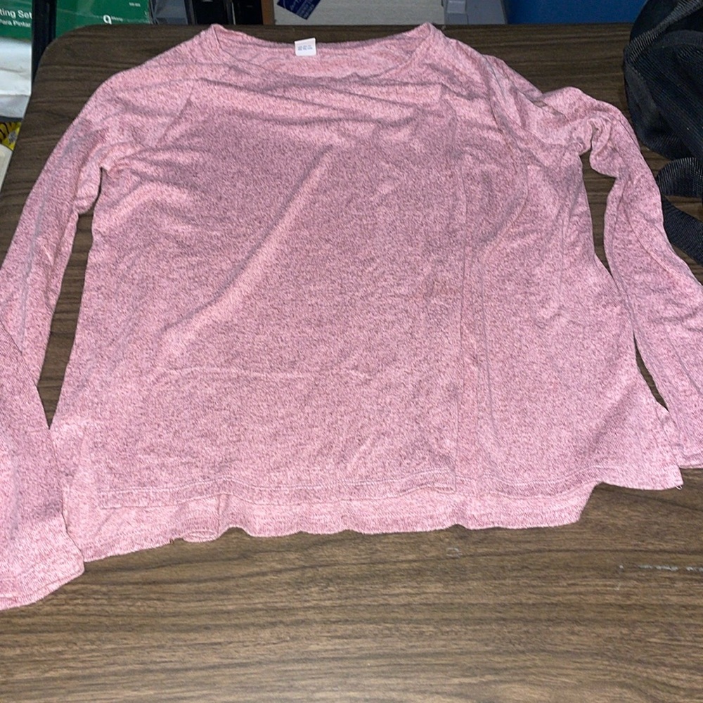 Women’s tops